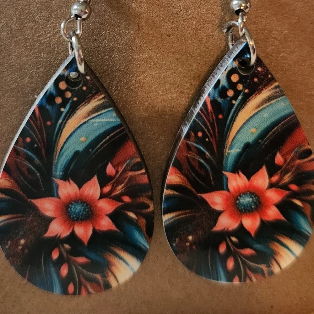 HANDMADE EARRINGS. NWT - Picture 2 of 2